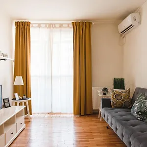  Apartment Ultracentral With View - Old Town Romania